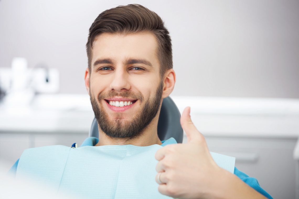 Implanty dentystyczne — dowiedz się więcej