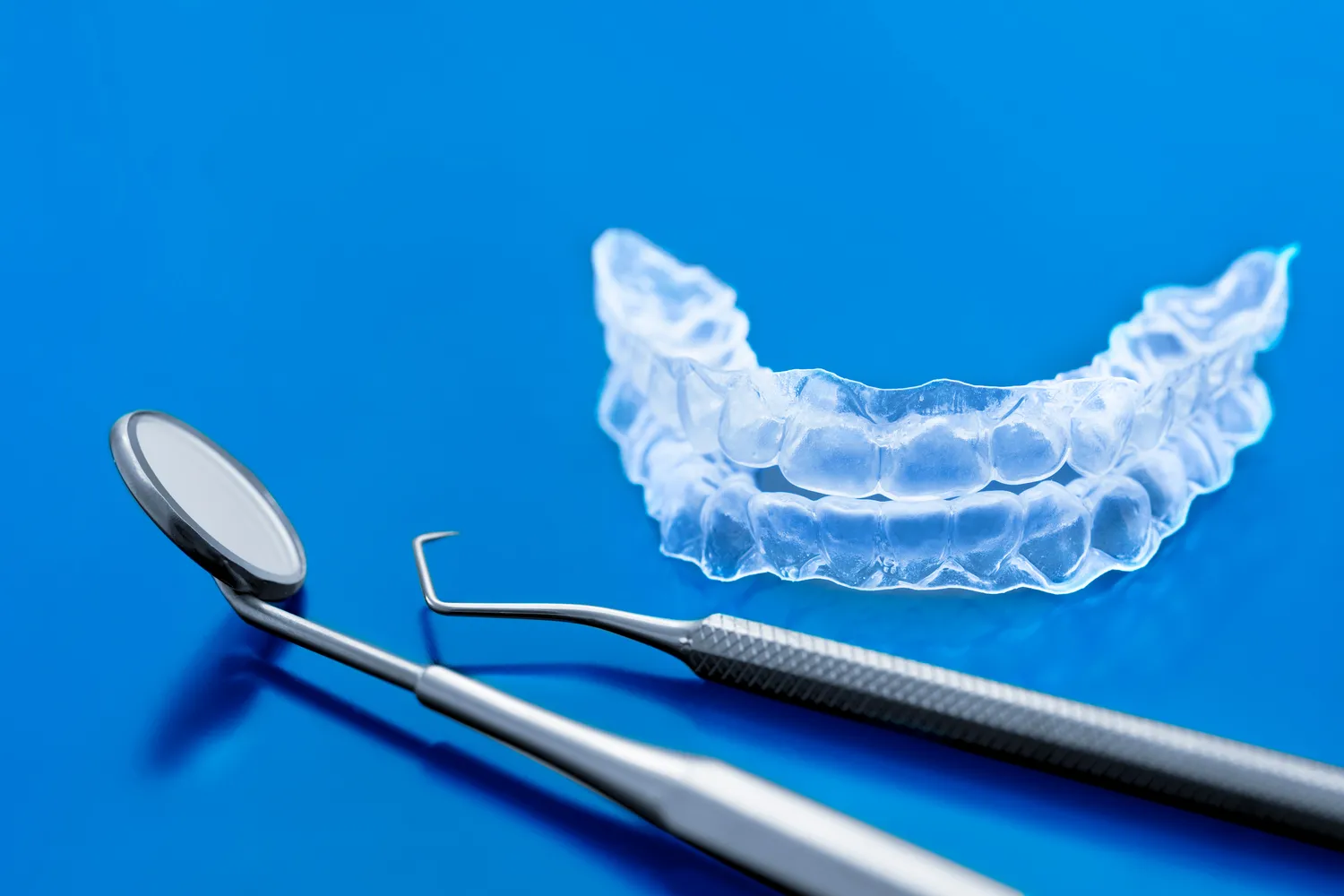 Nakładki Invisalign z Warszawy